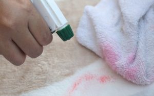 براق کردن فرش های سفید و روشن با استفاده از آمونیاک